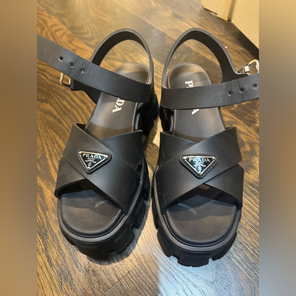 PRADA Monolith rubber sandals - Picture 3 of 11